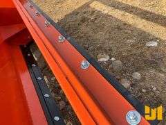 UNUSED 8’ QT SNOW PUSHER PULL-BACK V2023