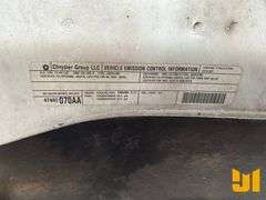 2014 RAM 1500 HEMI 5.7L CREW CAB 4X4 PICKUP VIN: 1C6RR7KTXES164632