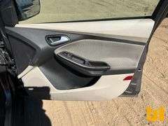 2014 FORD FOCUS VIN: 1FADP3F22EL393762 FWD