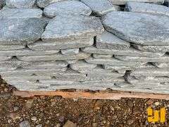 PALLET 1.5” BLUE TUMBLED IRREGULAR PAVERS
