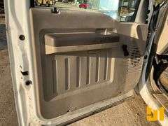 2009 FORD F-350 S/A UTILITY TRUCK VIN: 1FDWF36549EA72635