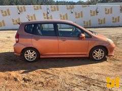 2008 HONDA FIT VIN: JHMGD38648S048290 2WD