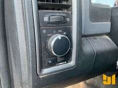 2014 RAM 1500 HEMI 5.7L CREW CAB 4X4 PICKUP VIN: 1C6RR7KTXES164632