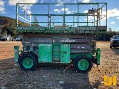 2014 SKYJACK SJ8841RT 42 SCISSOR LIFT SN: 40001425