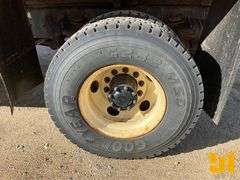 2010 INTERNATIONAL 7600 SINGLE AXLE DUMP TRUCK VIN: 1HTWDAARXAJ240849