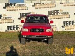 2001 TOYOTA TACOMA DOUBLE CAB 4X2 PICKUP VIN: 5TEGN92N81Z844933