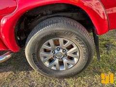 2001 TOYOTA TACOMA DOUBLE CAB 4X2 PICKUP VIN: 5TEGN92N81Z844933