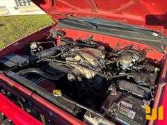 2001 TOYOTA TACOMA DOUBLE CAB 4X2 PICKUP VIN: 5TEGN92N81Z844933