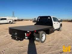2024 FORD F-550 XLT SD CREW CAB 4X4 FLATBED TRUCK VIN: 1FD0W5HT1REC75656