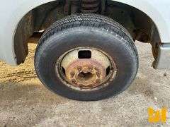 2009 FORD F-350 S/A UTILITY TRUCK VIN: 1FDWF36549EA72635