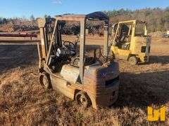 KOMATSU FG25ST-11 FORKLIFT SN: 4057384