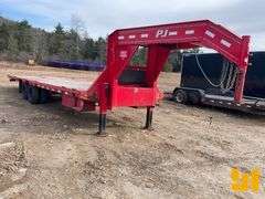 2022 PJ GOOSENECK 3H392 30' FLATBED TRAILER VIN: 4P53H3921N1370926