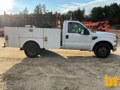 2009 FORD F-350 S/A UTILITY TRUCK VIN: 1FDWF36549EA72635
