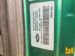 2013 MACK CXU 613(PINNACLE) TANDEM AXLE REGULAR CAB FLATBED TRUCK VIN: 1M2AW02C9DM033146