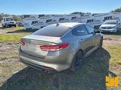 2018 KIA OPTIMA VIN: 5XXGT4L32JG206147 2WD