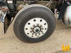 1994 PETERBILT 357 TRI ROLL OFF TRUCK VIN: 1XPAL60X2RN353155