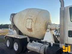 2012 INTERNATIONAL SF667 TANDEM AXLE REAR DISCHARGE MIXER TRUCK VIN: 1HTGSSHT0CJ696962