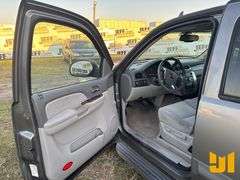 2007 GMC YUKON XL VIN: 1GKFK16377R186724