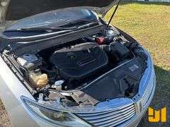 2016 LINCOLN MKZ VIN: 3LN6L2G92GR626995 2WD