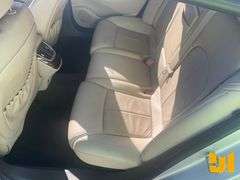 2014 BUICK LACROSSE VIN: 1G4GB5G31EF133890 FWD