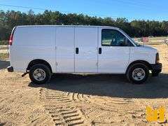 2017 CHEVROLET EXPRESS CARGO VAN VIN: 1GCWGAFF4H1258020