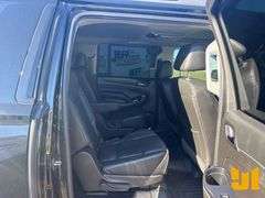 2018 CHEVROLET SUBURBAN VIN: 1GNSCJKC8JR152321