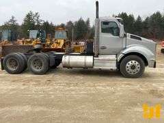 2018 KENWORTH T880 TANDEM AXLE DAY CAB TRUCK TRACTOR VIN: 1XKZDP9X8JJ211306