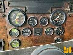 1994 PETERBILT 357 TRI ROLL OFF TRUCK VIN: 1XPAL60X2RN353155