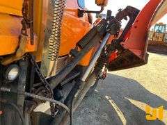 2010 INTERNATIONAL 7600 SINGLE AXLE DUMP TRUCK VIN: 1HTWDAARXAJ240849