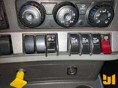 2018 KENWORTH T880 TANDEM AXLE DAY CAB TRUCK TRACTOR VIN: 1XKZDP9X8JJ211306