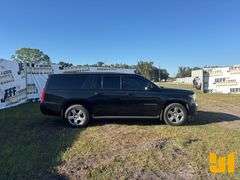 2018 CHEVROLET SUBURBAN VIN: 1GNSCJKC8JR152321