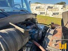 2011 INTERNATIONAL MA065 SINGLE AXLE ROLLBACK TRUCK VIN: 1HTJTSKM4BH340797