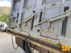 1990 PETERBILT 378 TANDEM AXLE DUMP TRUCK VIN: 1XPFD20X0LN292665