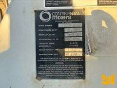 2012 INTERNATIONAL SF667 TANDEM AXLE REAR DISCHARGE MIXER TRUCK VIN: 1HTGSSHT0CJ696962