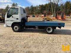 2006 CHEVROLET W4 SINGLE AXLE REGULAR CAB FLATBED TRUCK VIN: 4KBB4B1U46J800138