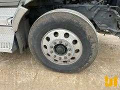 2018 KENWORTH T880 TANDEM AXLE DAY CAB TRUCK TRACTOR VIN: 1XKZDP9X8JJ211306