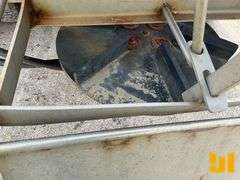 2009 FREIGHTLINER M2 SINGLE AXLE DUMP TRUCK VIN: 1FVAC3BS39HAH1304