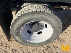 2024 FORD F-550 XLT SD CREW CAB 4X4 FLATBED TRUCK VIN: 1FD0W5HT1REC75656