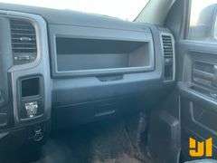 2014 RAM 1500 HEMI 5.7L CREW CAB 4X4 PICKUP VIN: 1C6RR7KTXES164632