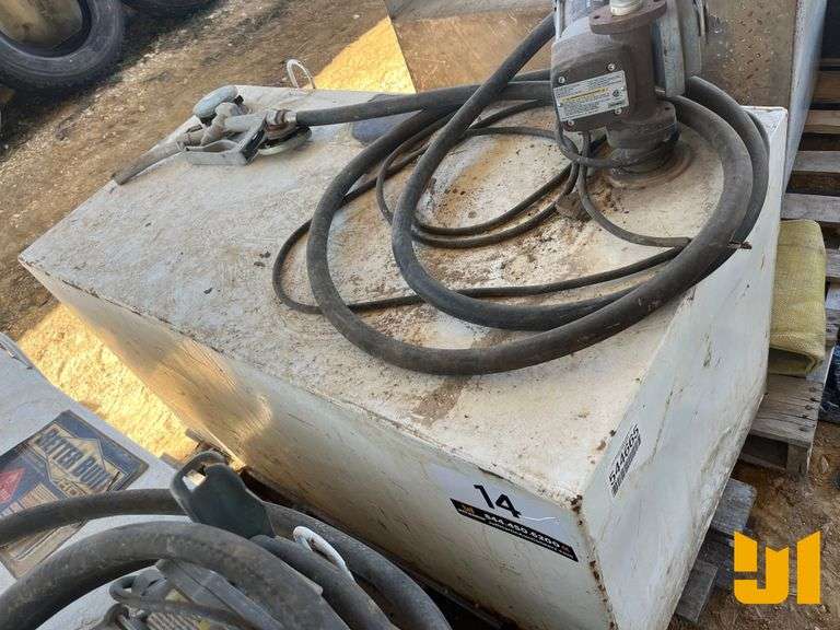 FUEL TANK W/ROUGHNECK PUMP