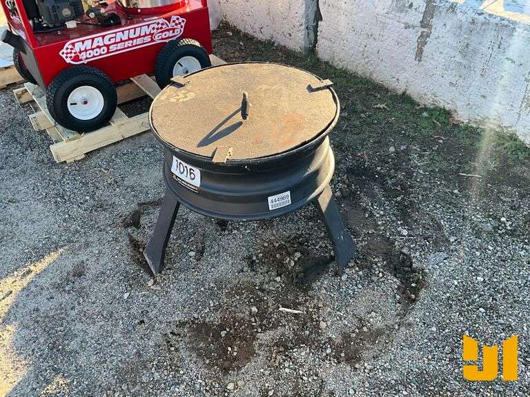 METAL FIRE PIT