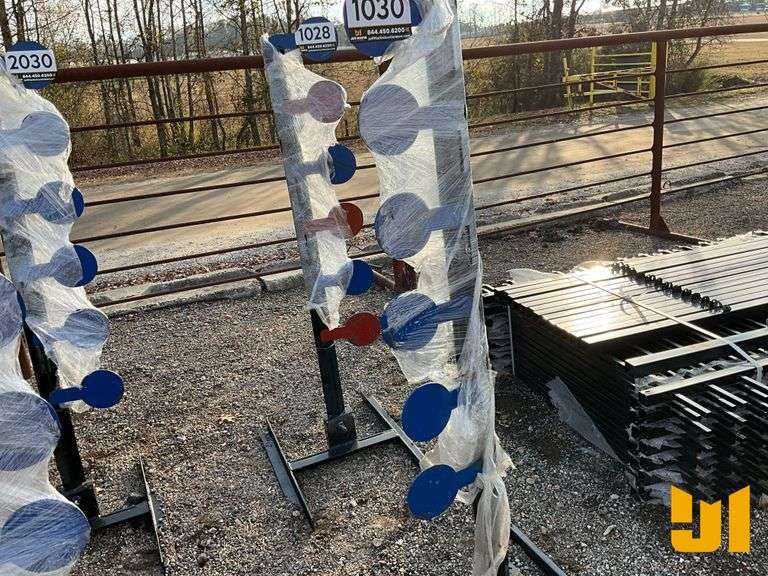 UNUSED KIT CONTAINER  5/16" DUELING TREE FOR AR500 HANDGUN