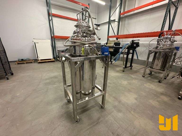 2018 PRECISION EXTRACTION SOLUTIONS X40MSE EXTRACTION MACHINE SN: 191112461418