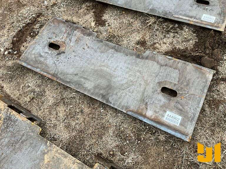 UNUSED 2025 KIT CONTAINER MOUNTING FRAME