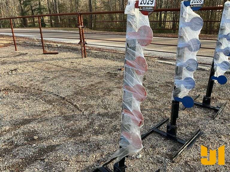 UNUSED KIT CONTAINER  5/16" DUELING TREE FOR AR500 HANDGUN