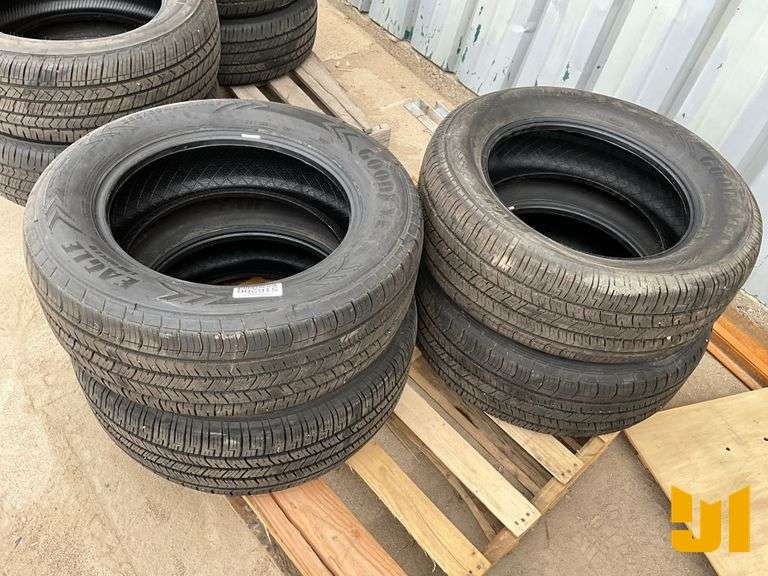 (4) GOODYEAR EAGLE ENFORCER 255/60R18