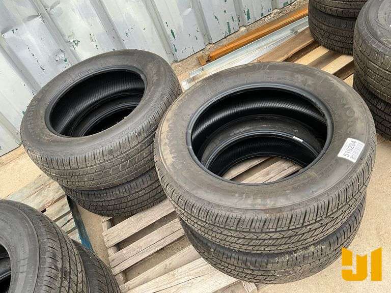 (4) FIRESTONE FIREHAWK PURSUIT 255/60R18
