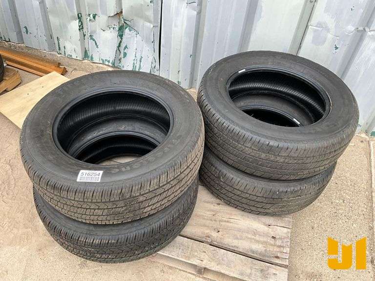(4) FIRESTONE FIREHAWK PURSUIT 255/60R18