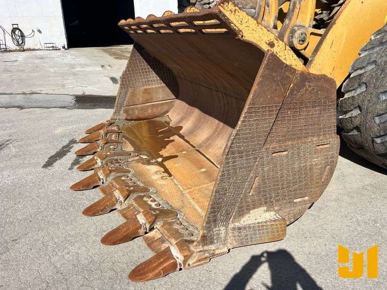 1997 CATERPILLAR 988F II WHEEL LOADER SN: 2ZR00947