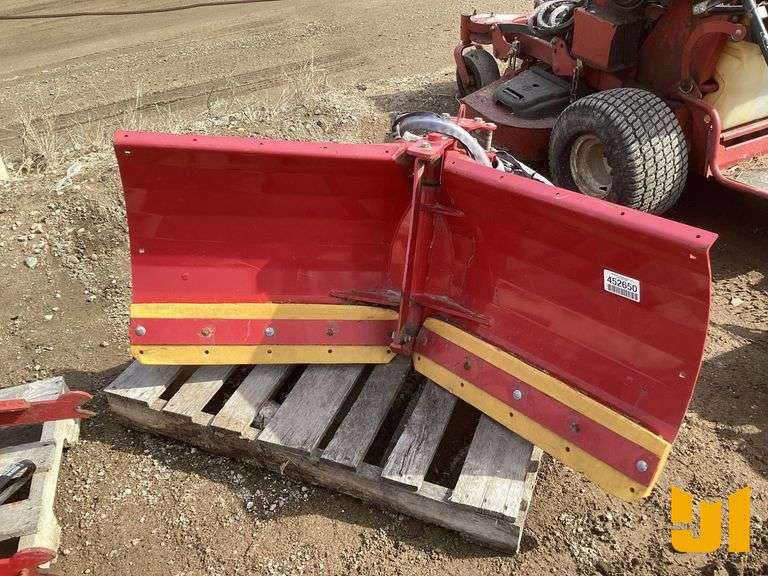 VENTRAC KV552 HYDRAULIC V-PLOW AA3355 - Jeff Martin Auctioneers, Inc.